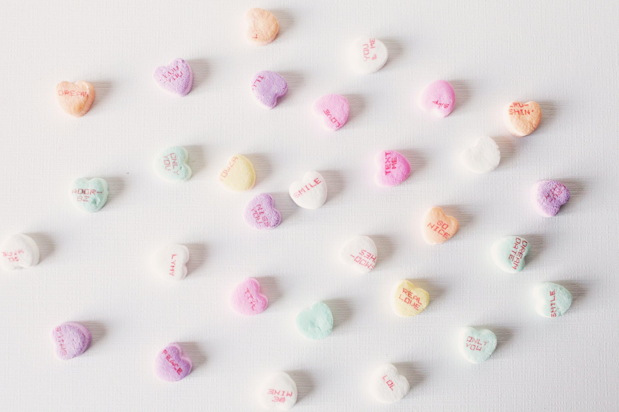 Valentine’s Dinner Date Night at Home: 24 Gluten-Free Recipes to Spice Up the Romance (& Tips for a Magical Evening!)